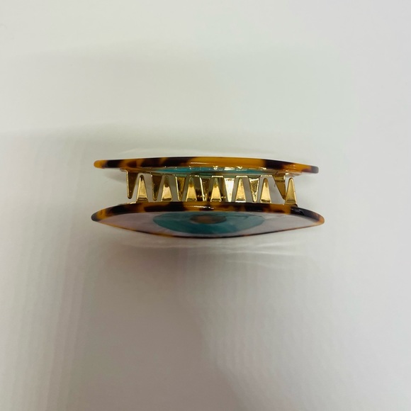 Cheetah tortoise shell evil eye hair claw clip - Picture 5 of 5